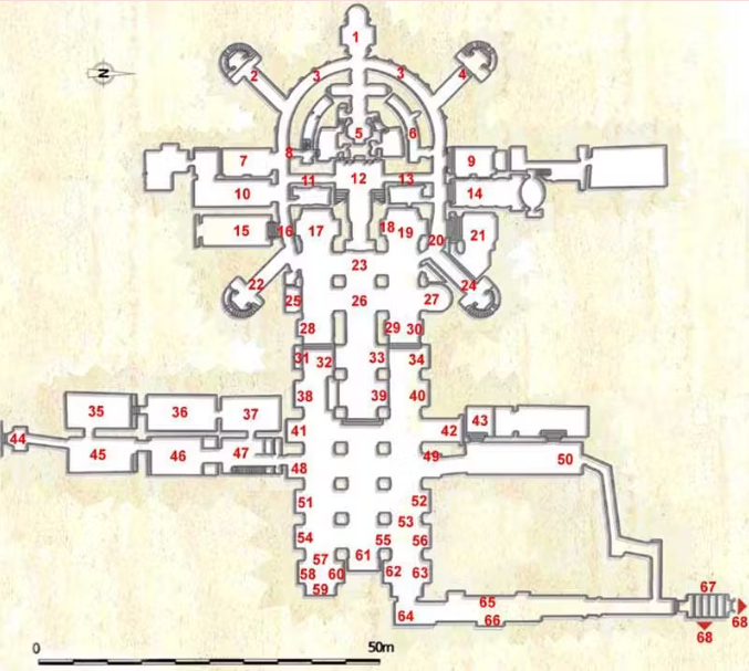 Um mapa de planta baixa de uma grande estrutura, com números em vermelho de 1 a 68, indicando diversas salas e corredores. A parte central da estrutura apresenta uma nave longa com seções simétricas se estendendo para os lados. O mapa inclui uma escala na parte inferior, indicando uma distância de 50 metros. O layout sugere um local histórico ou religioso, possivelmente uma igreja ou templo.